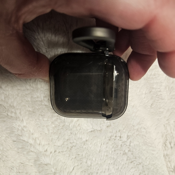 New Disney Parks Grogu wireless earphone case - Picture 2 of 5